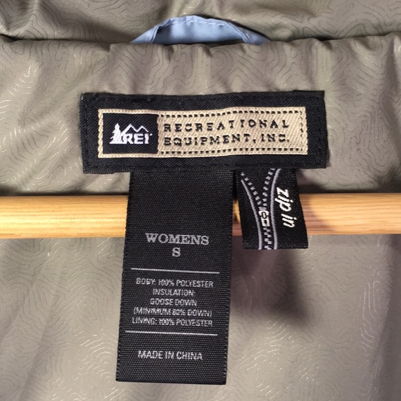 REI Puffer Vest - Picture 4 of 8